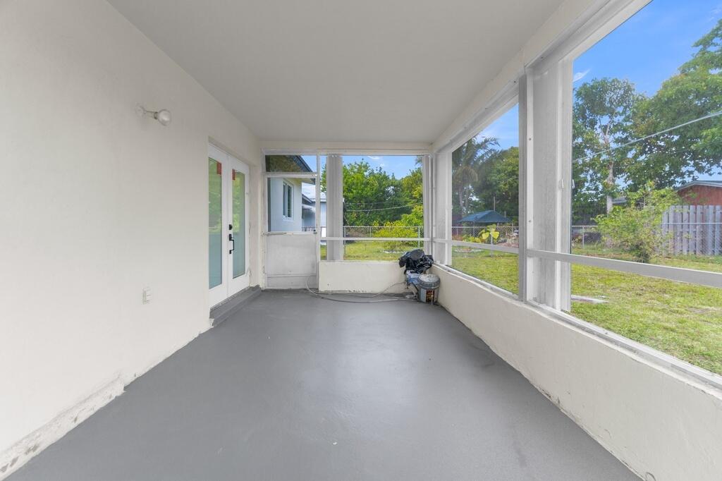 SUNRISE GOLF VILLAGE - Residential