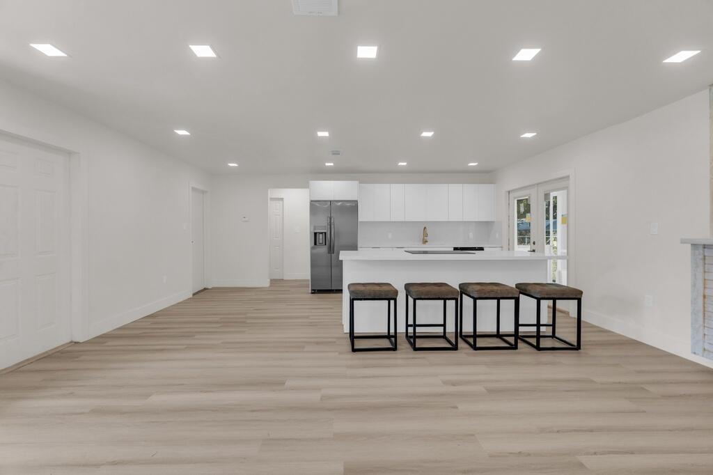 SUNRISE GOLF VILLAGE - Residential