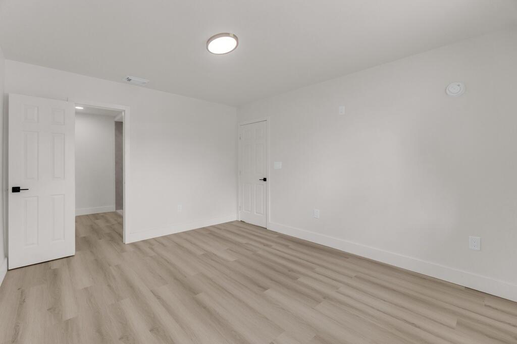 SUNRISE GOLF VILLAGE - Residential