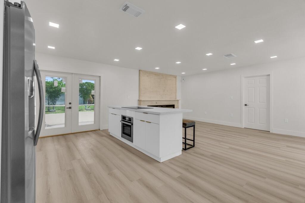 SUNRISE GOLF VILLAGE - Residential