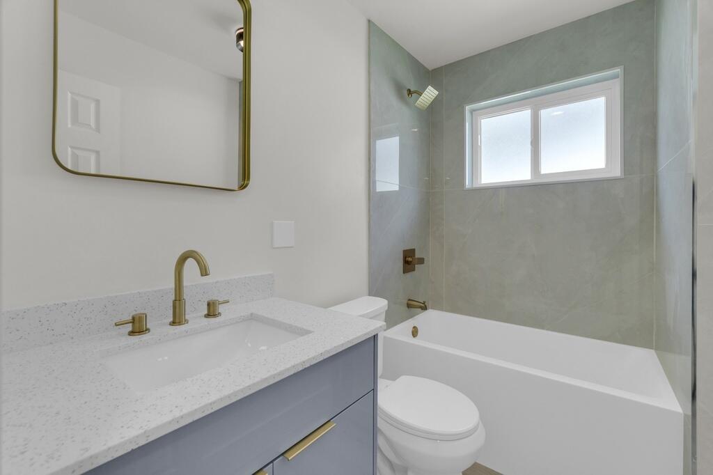 SUNRISE GOLF VILLAGE - Residential