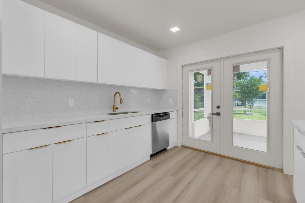 SUNRISE GOLF VILLAGE - Residential