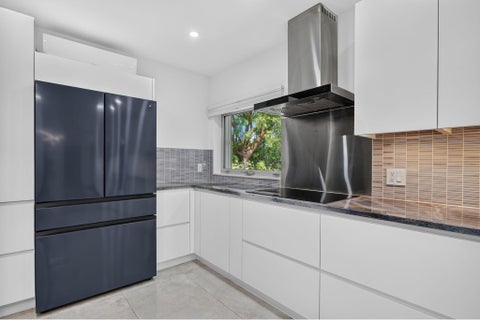 Tiny photo for 2614 NE 15th Street, Fort Lauderdale, FL 33304 (MLS # B26048127)