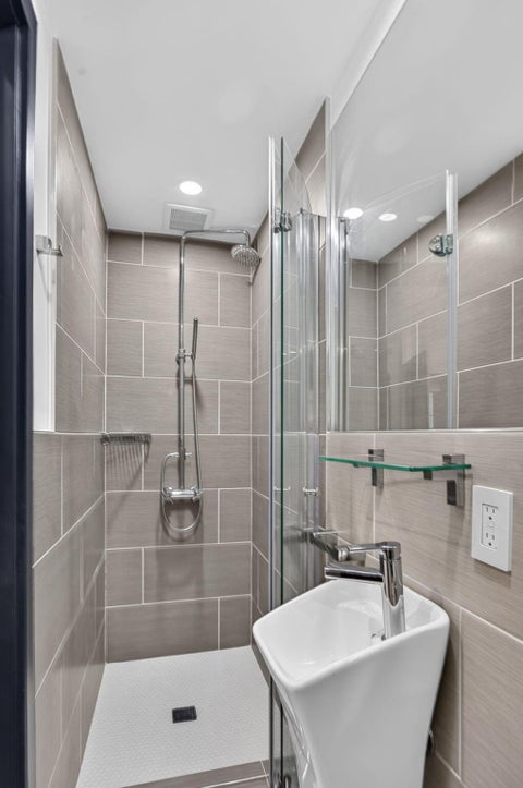 Tiny photo for 2614 NE 15th Street, Fort Lauderdale, FL 33304 (MLS # B26048127)