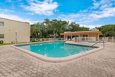 A home in Plantation