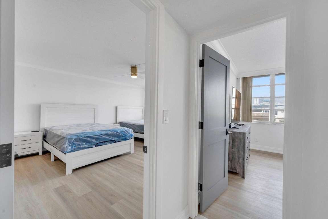 IMPERIAL TOWERS - Residential