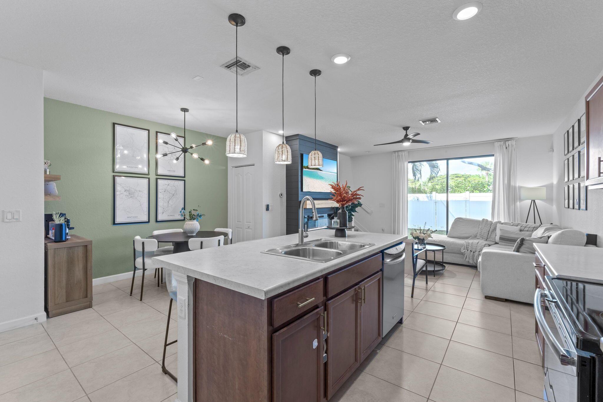 SILVERWOOD ESTATES - Residential