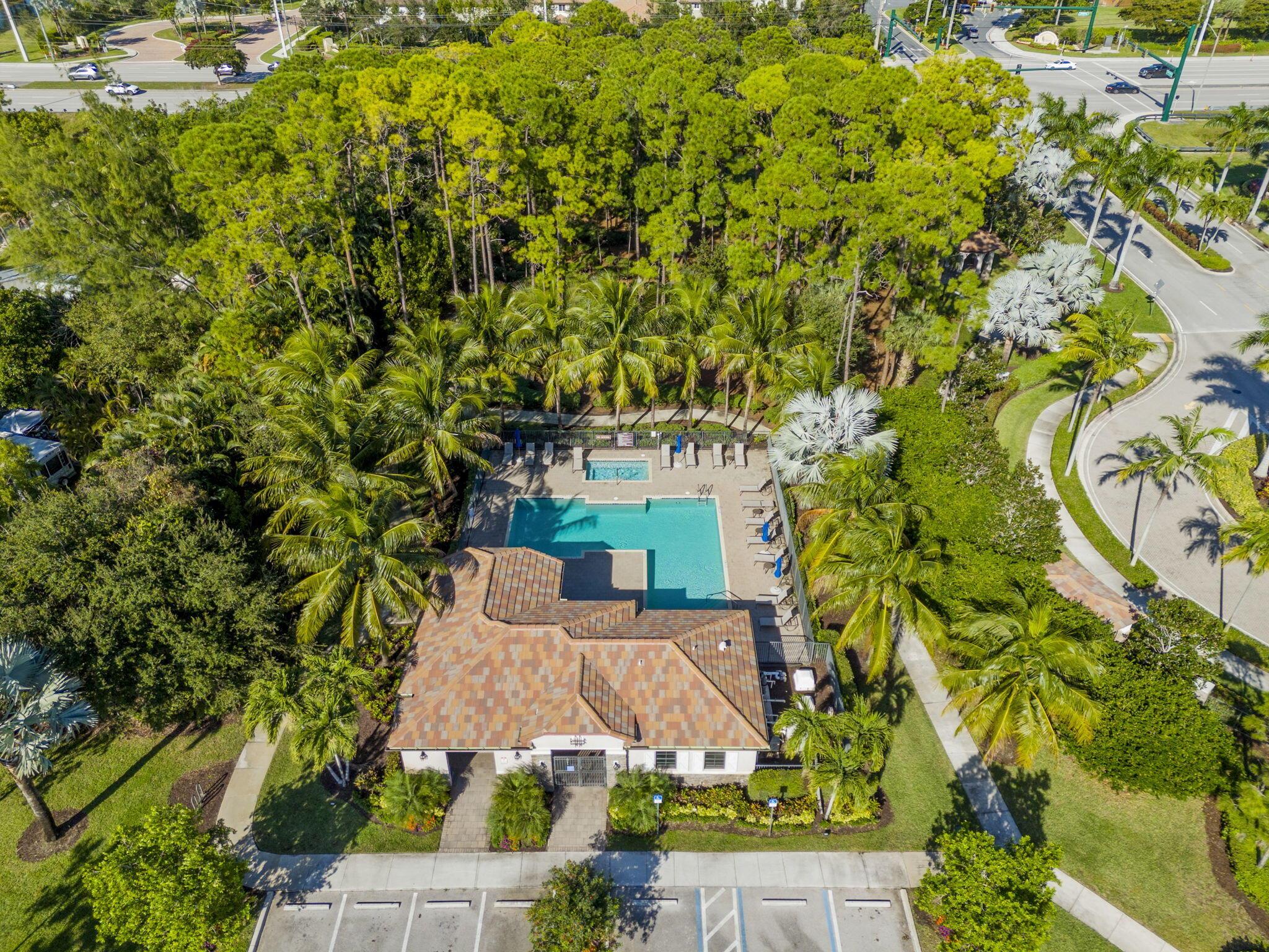 SILVERWOOD ESTATES - Residential