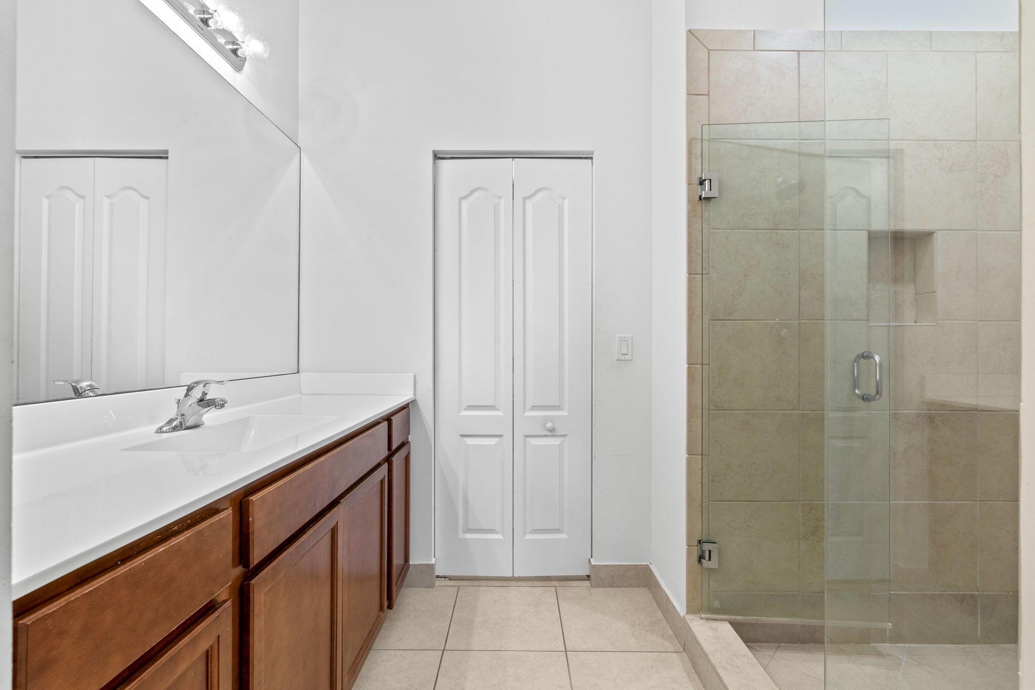 SILVERWOOD ESTATES - Residential