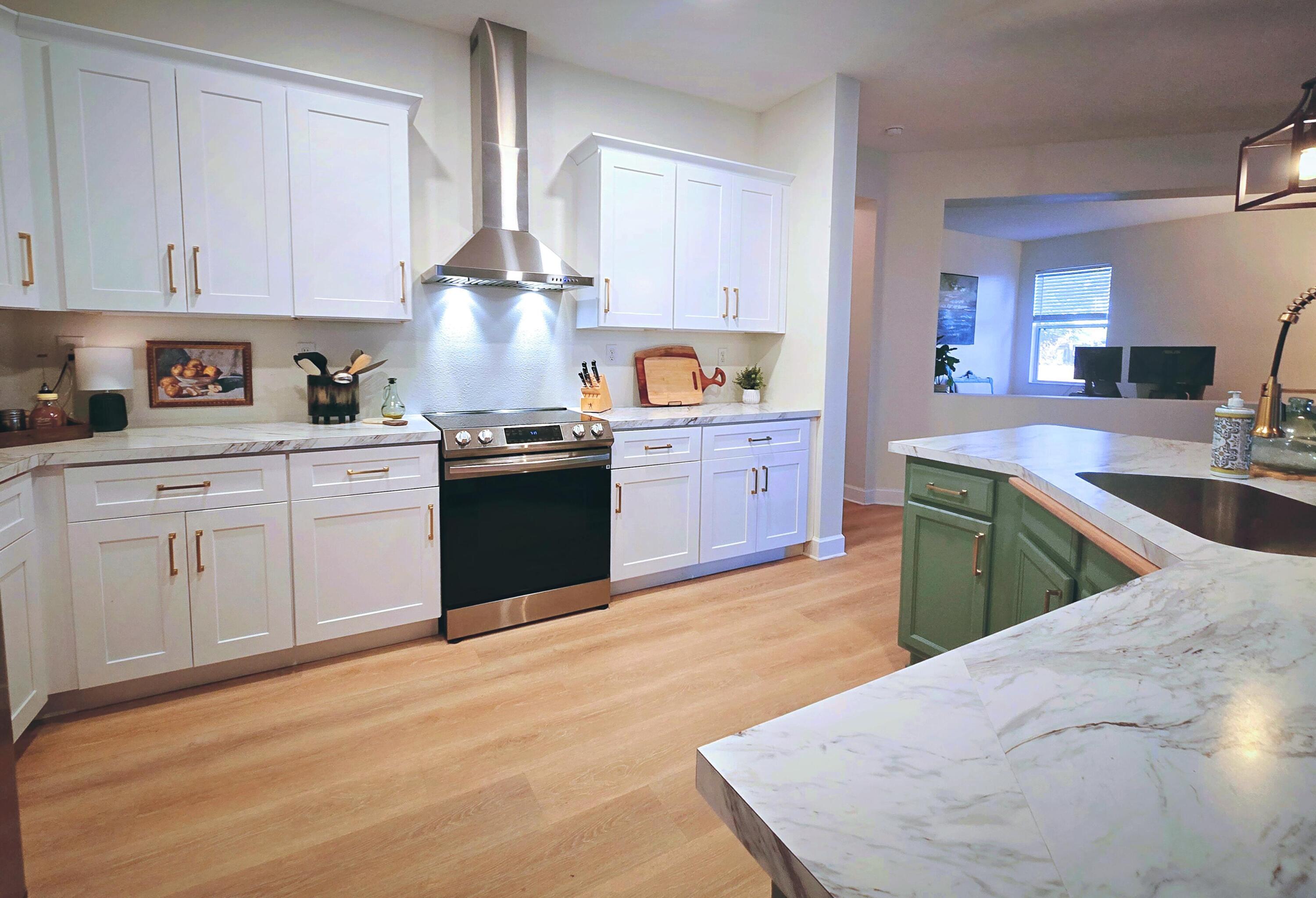 PORT ST LUCIE SECTION 46 1ST REPLAT - Residential