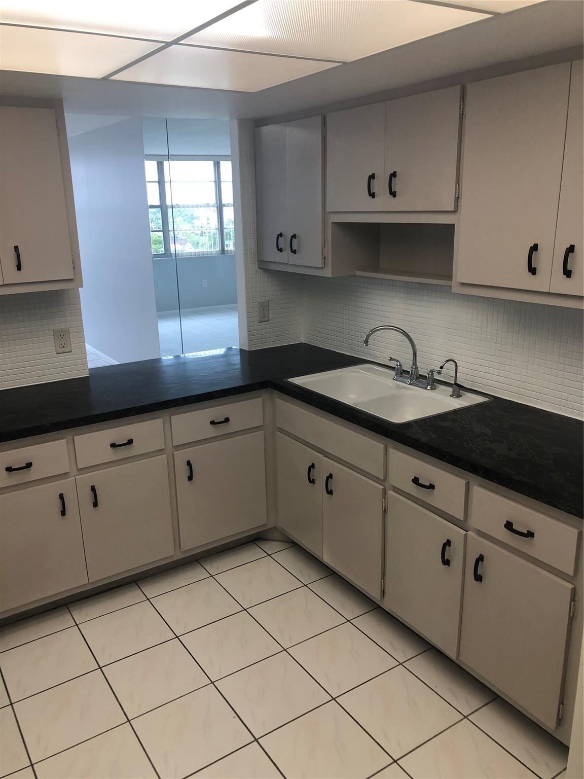1351 NE Miami Gardens Dr 503E