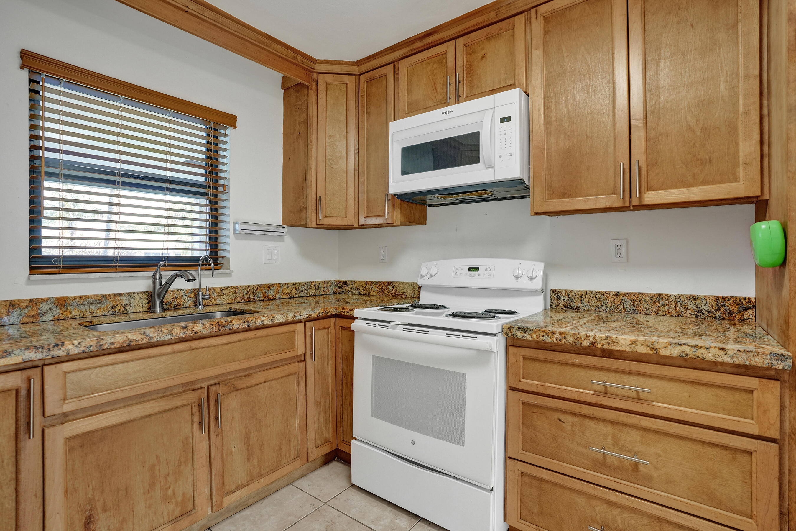 BEACHWAY ESTATES - Residential Lease