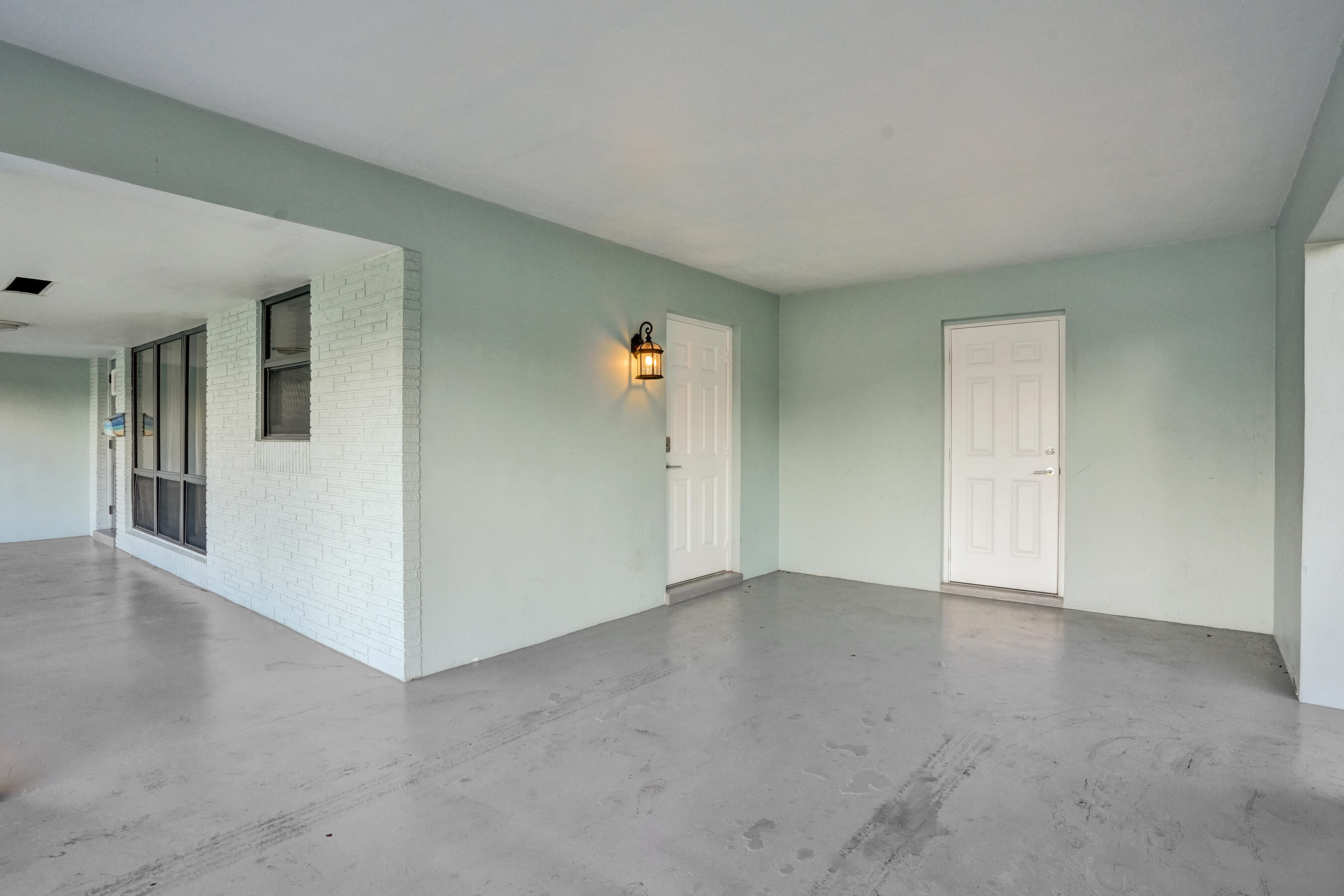 BEACHWAY ESTATES - Residential Lease