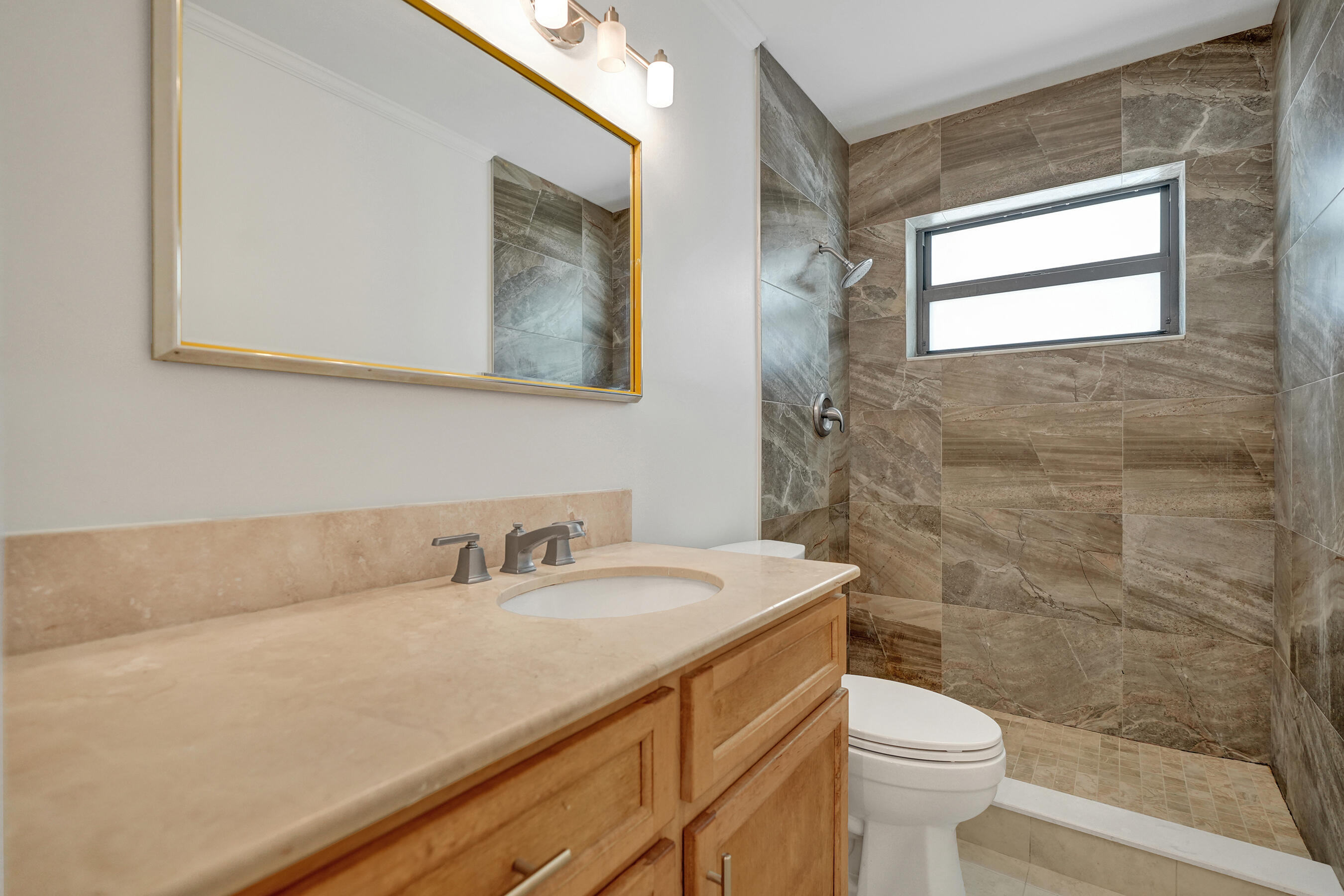 BEACHWAY ESTATES - Residential Lease