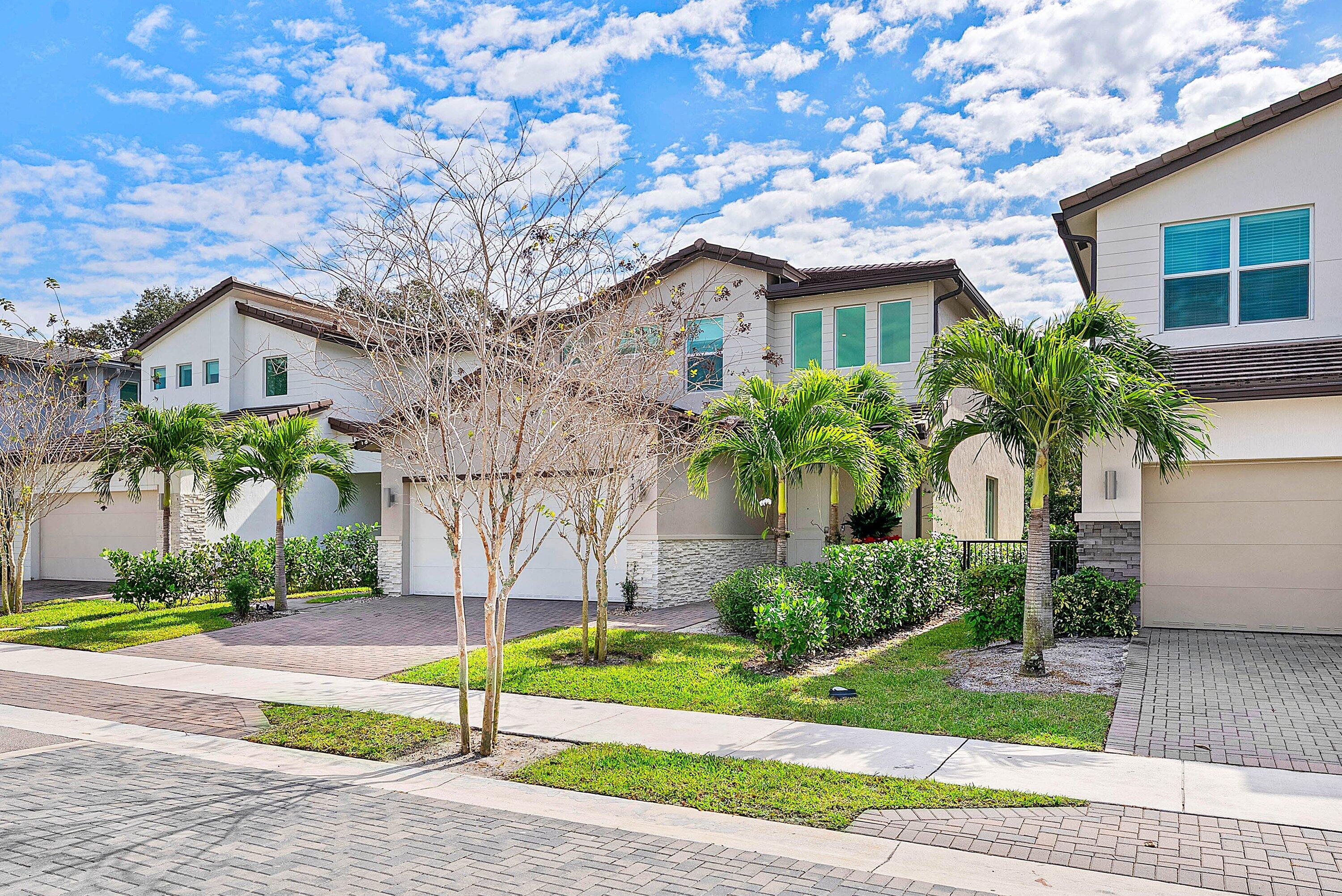 4310 Buttonwood Drive