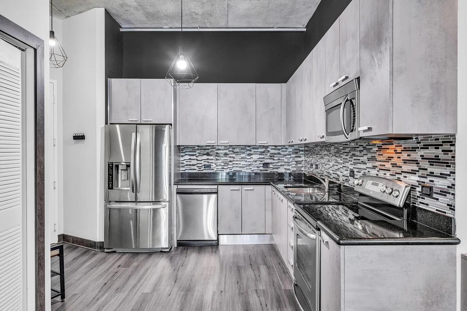 LOFTS AT HOLLYWOOD STATIO - Residential Lease