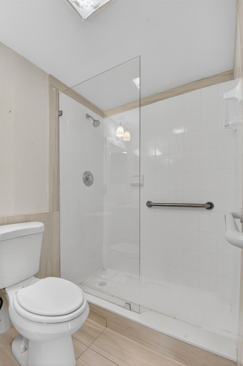 KINGS POINT MONACO CONDOS - Residential