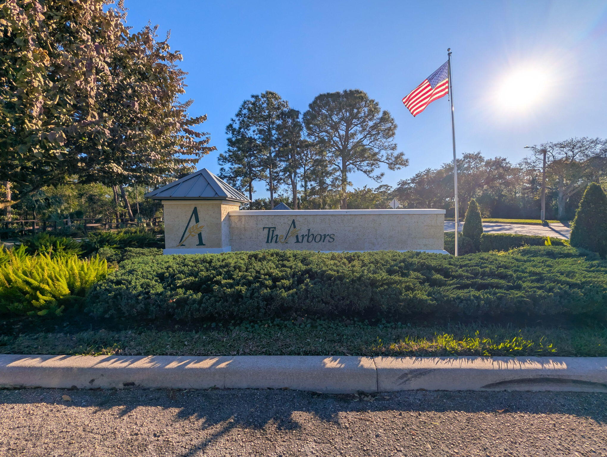 THE ARBORS (AKA FOREST GLADE) - Residential