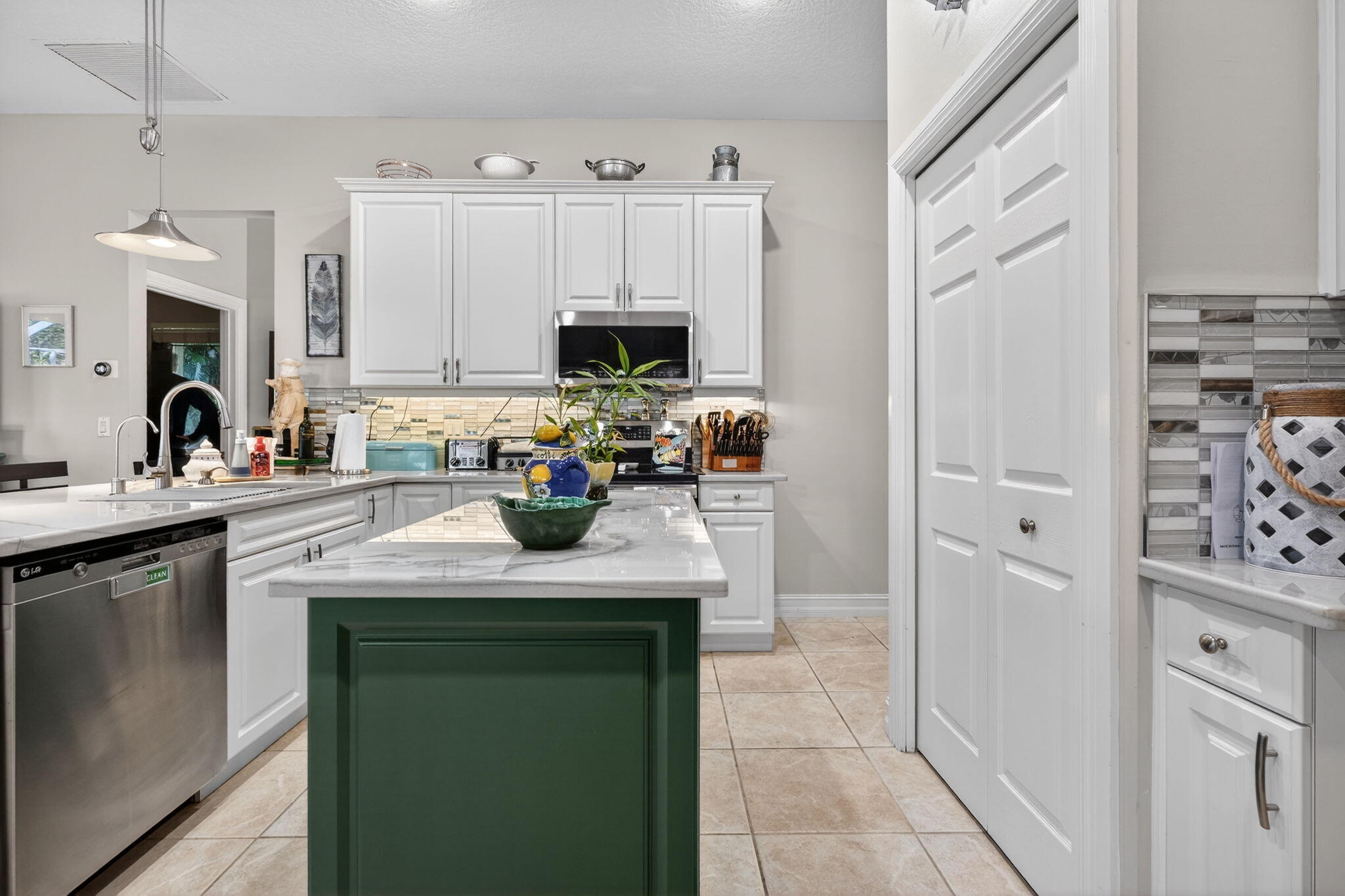 THE ARBORS (AKA FOREST GLADE) - Residential