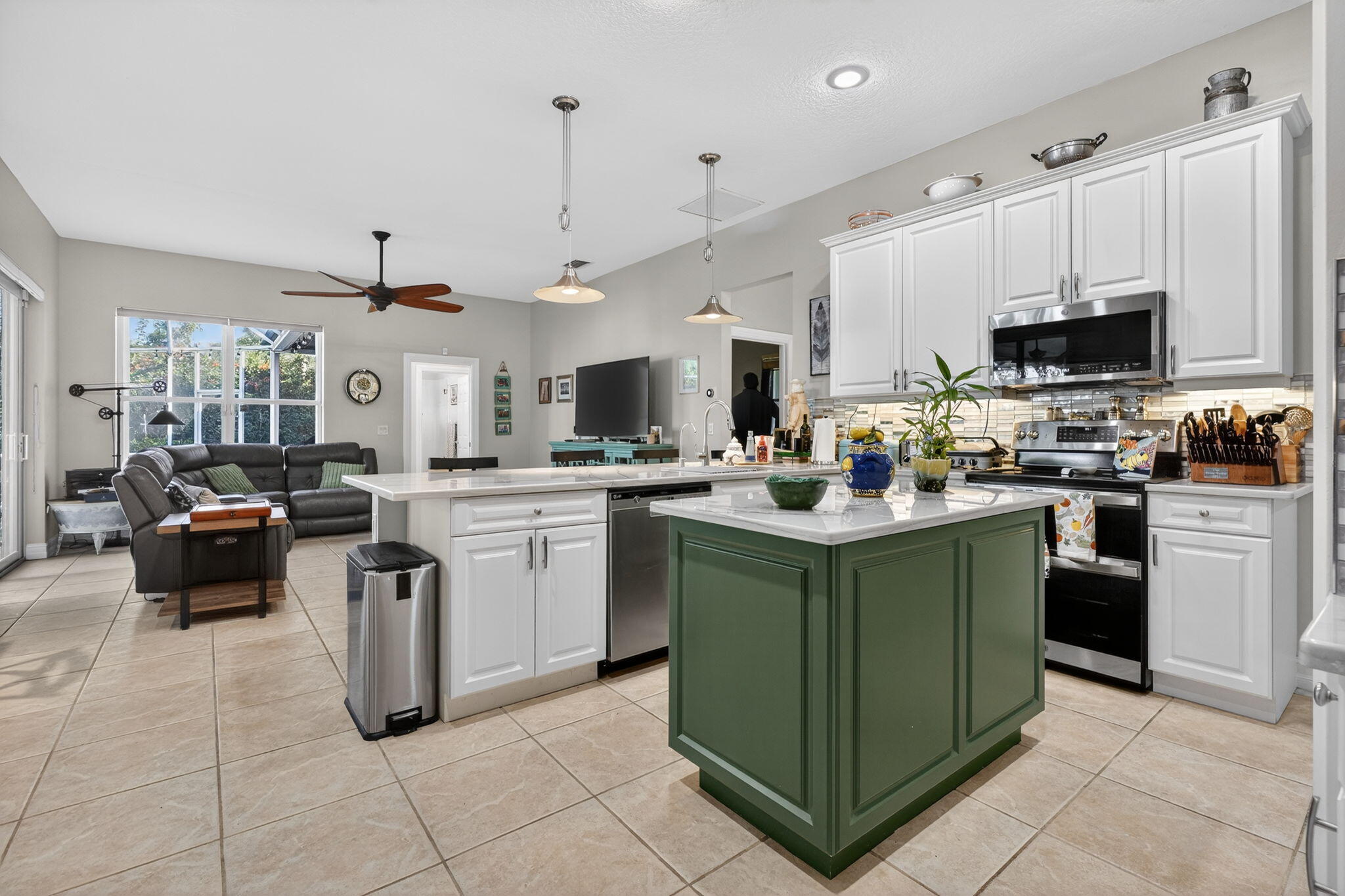 THE ARBORS (AKA FOREST GLADE) - Residential