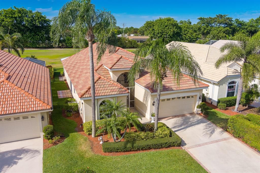 Photo of 1535 SE Holyrood Lane, Port Saint Lucie, FL 34952 (MLS # R10702561)