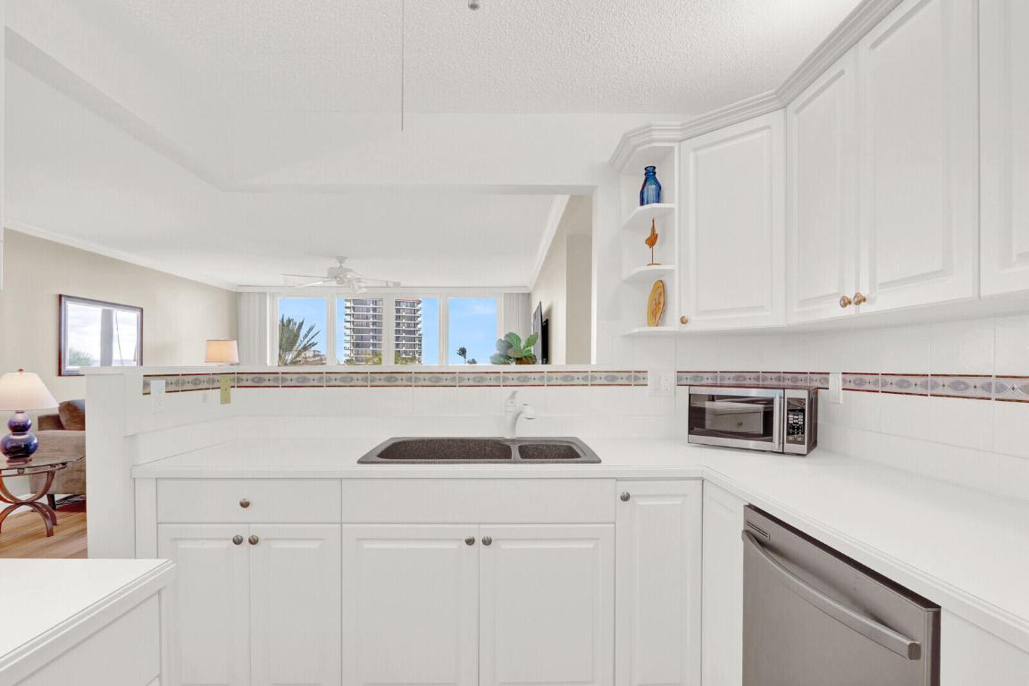 JUNO BY THE SEA CONDO APTS - Residential