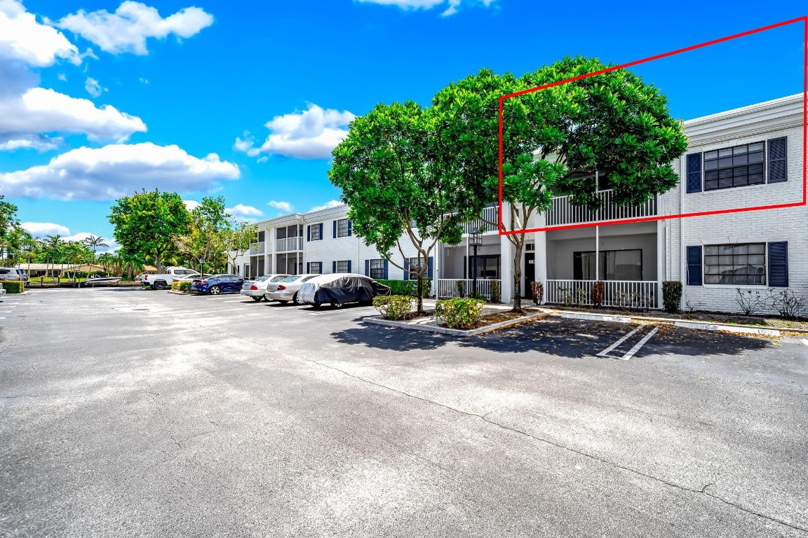 Cypress Club Condo - Residential