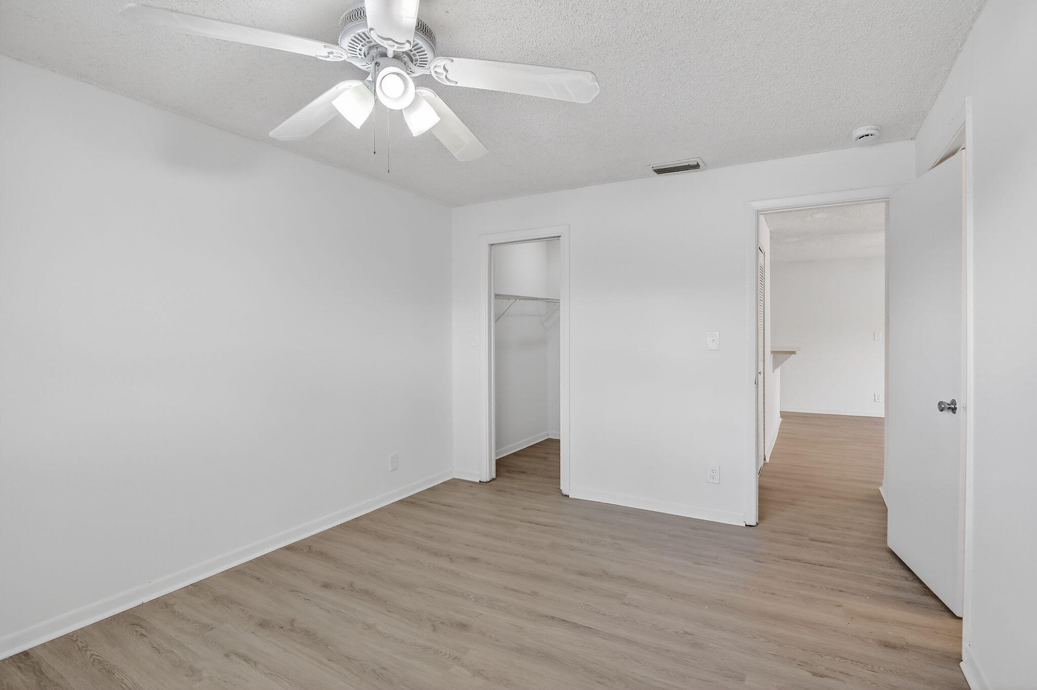 Lakeside Villas - Residential Lease