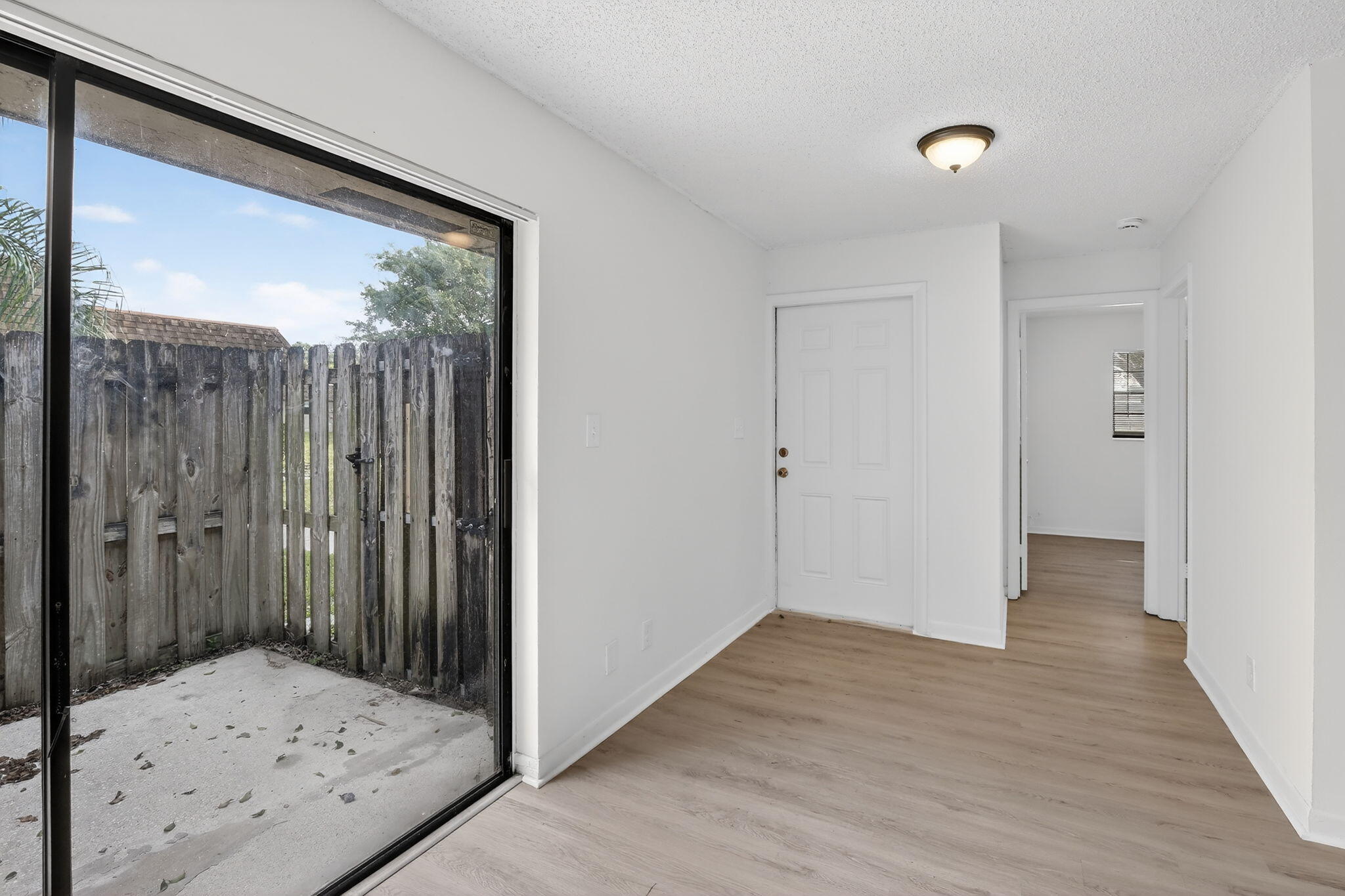 Lakeside Villas - Residential Lease