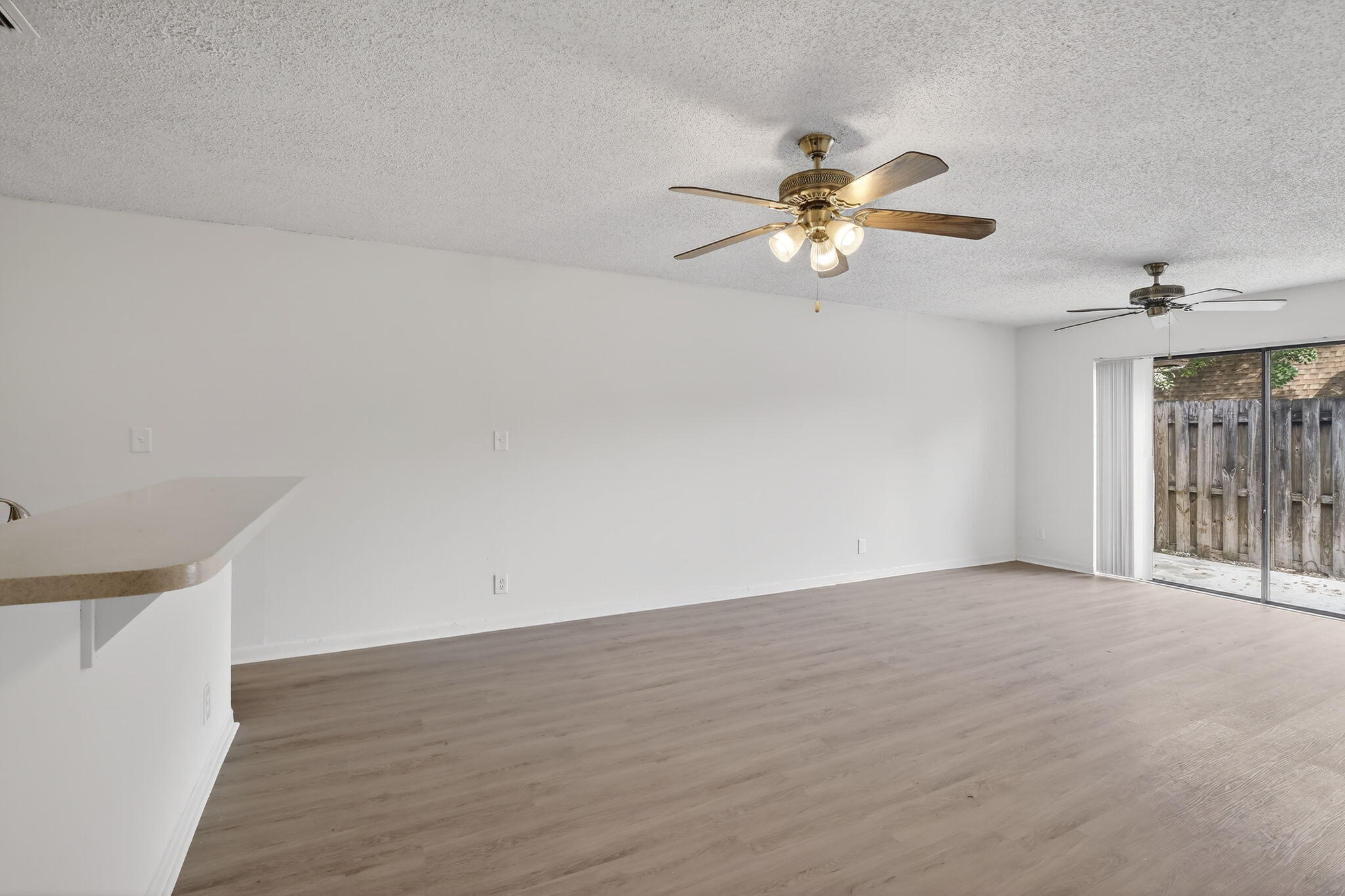 Lakeside Villas - Residential Lease