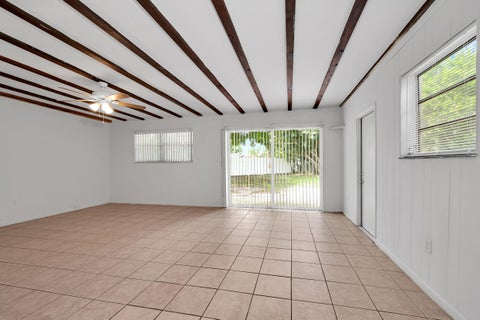Tiny photo for 6481 PIERCE Street, Hollywood, FL 33024 (MLS # B26087247)