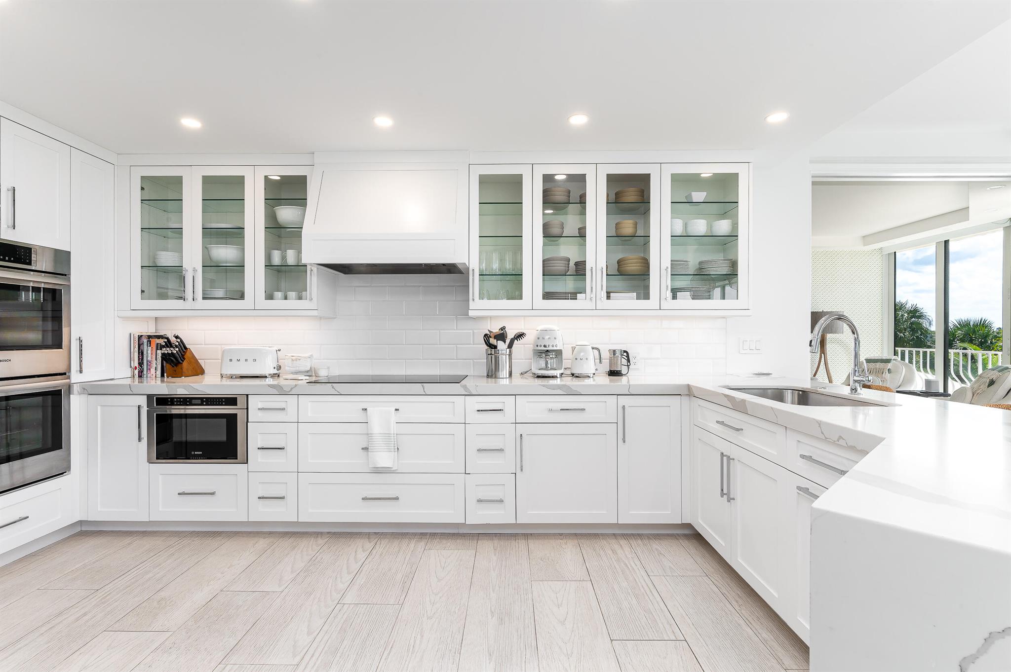 TWO THOUSAND CONDO - Residential