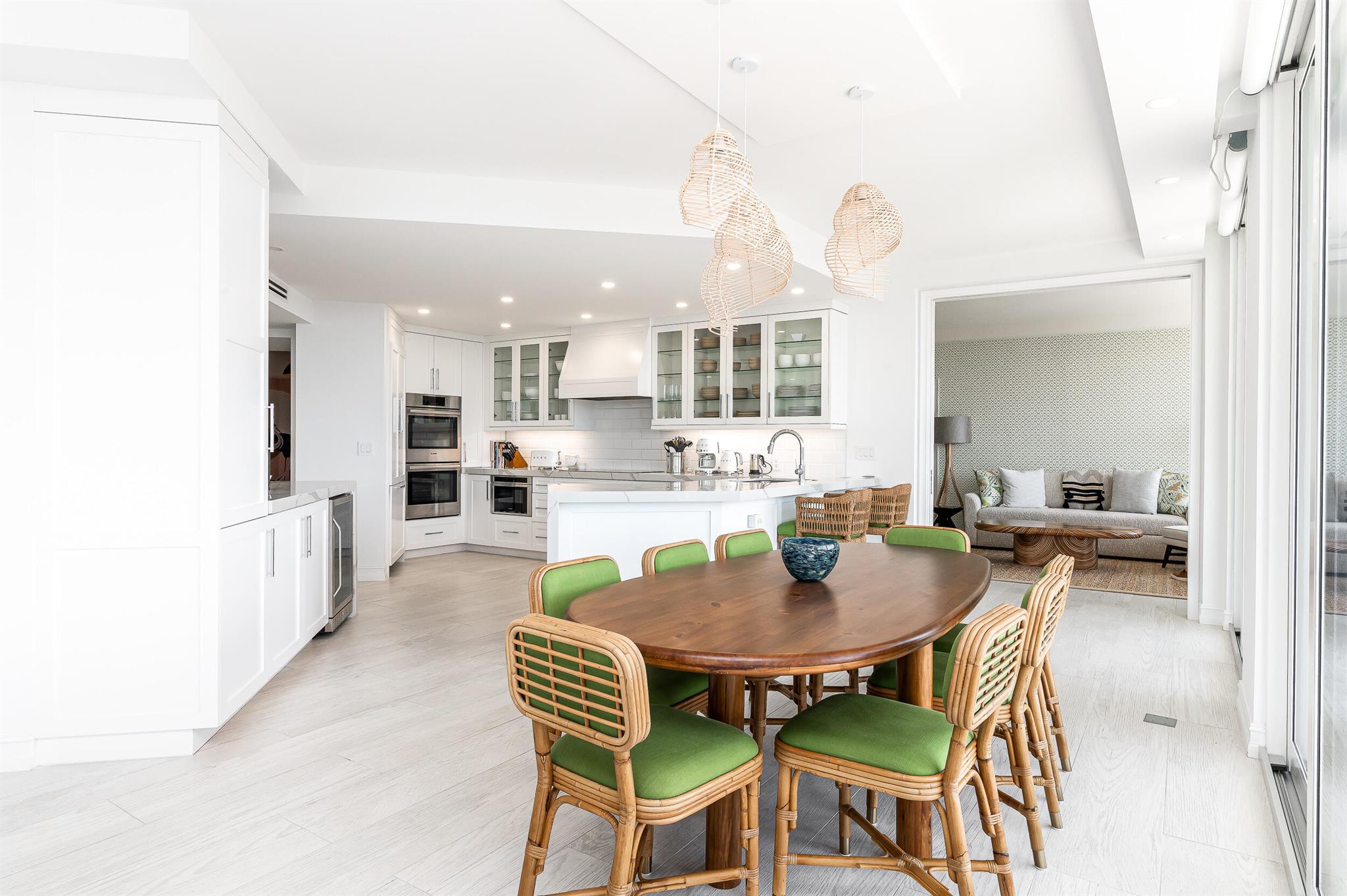 TWO THOUSAND CONDO - Residential