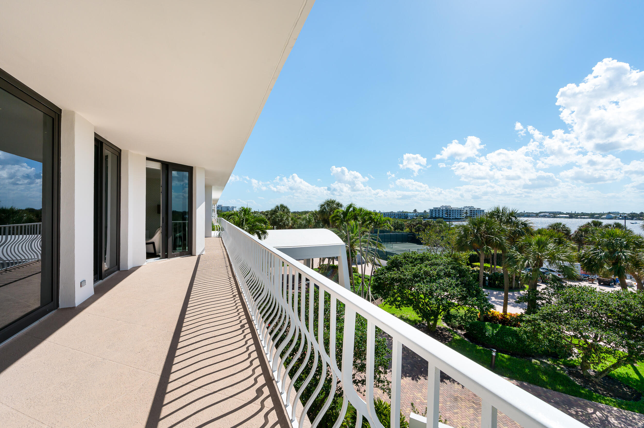 TWO THOUSAND CONDO - Residential