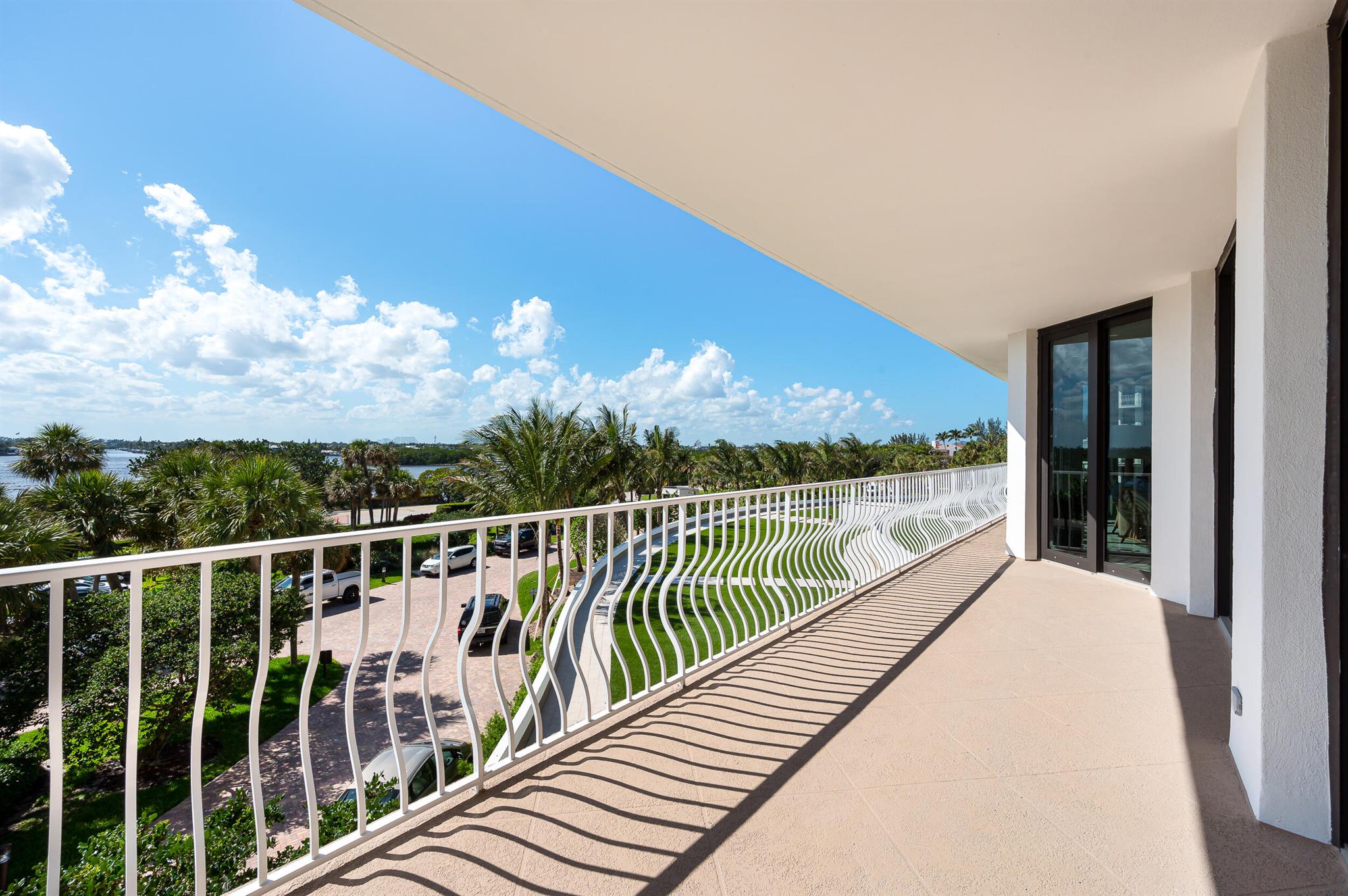 TWO THOUSAND CONDO - Residential