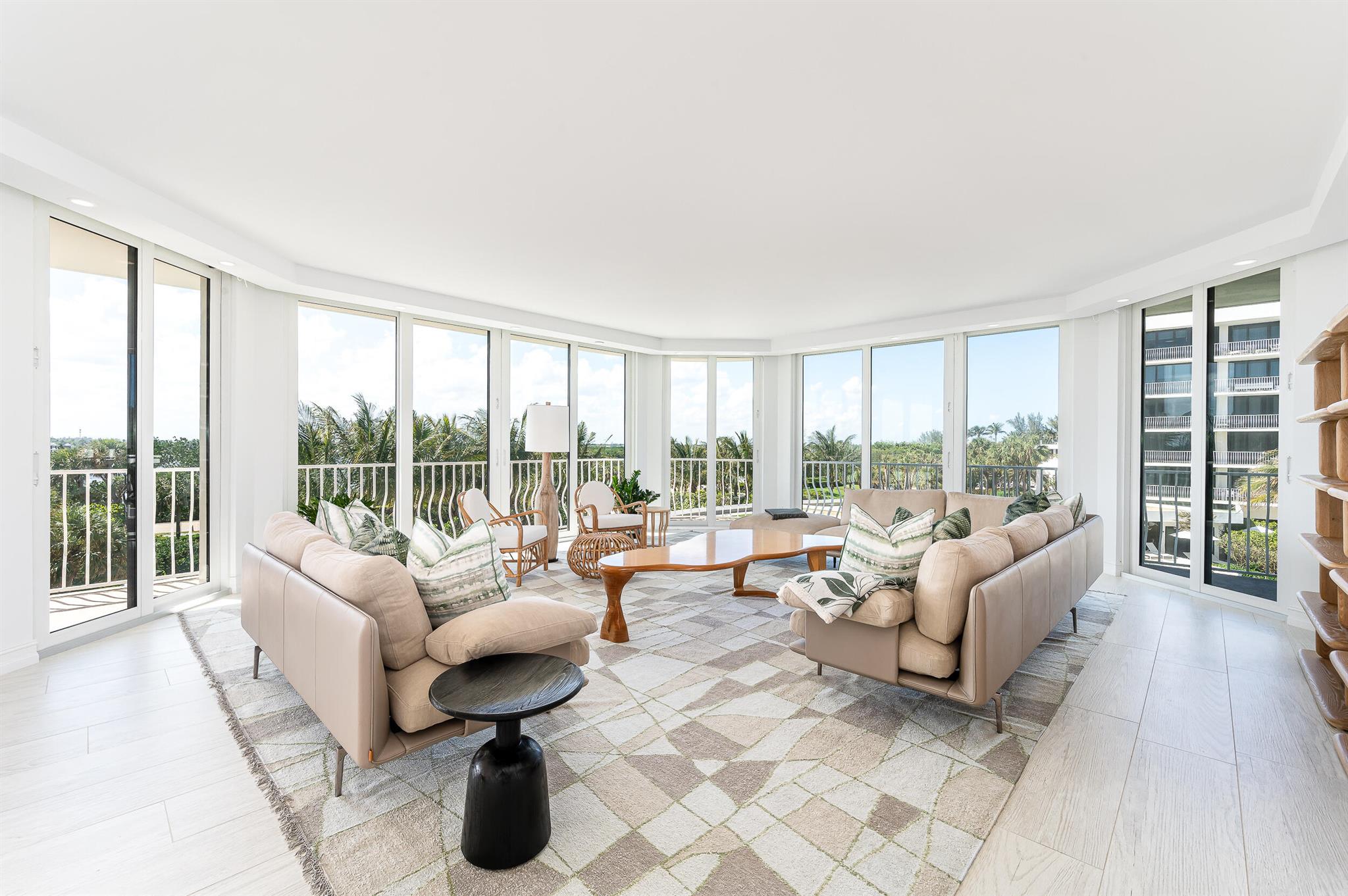 TWO THOUSAND CONDO - Residential