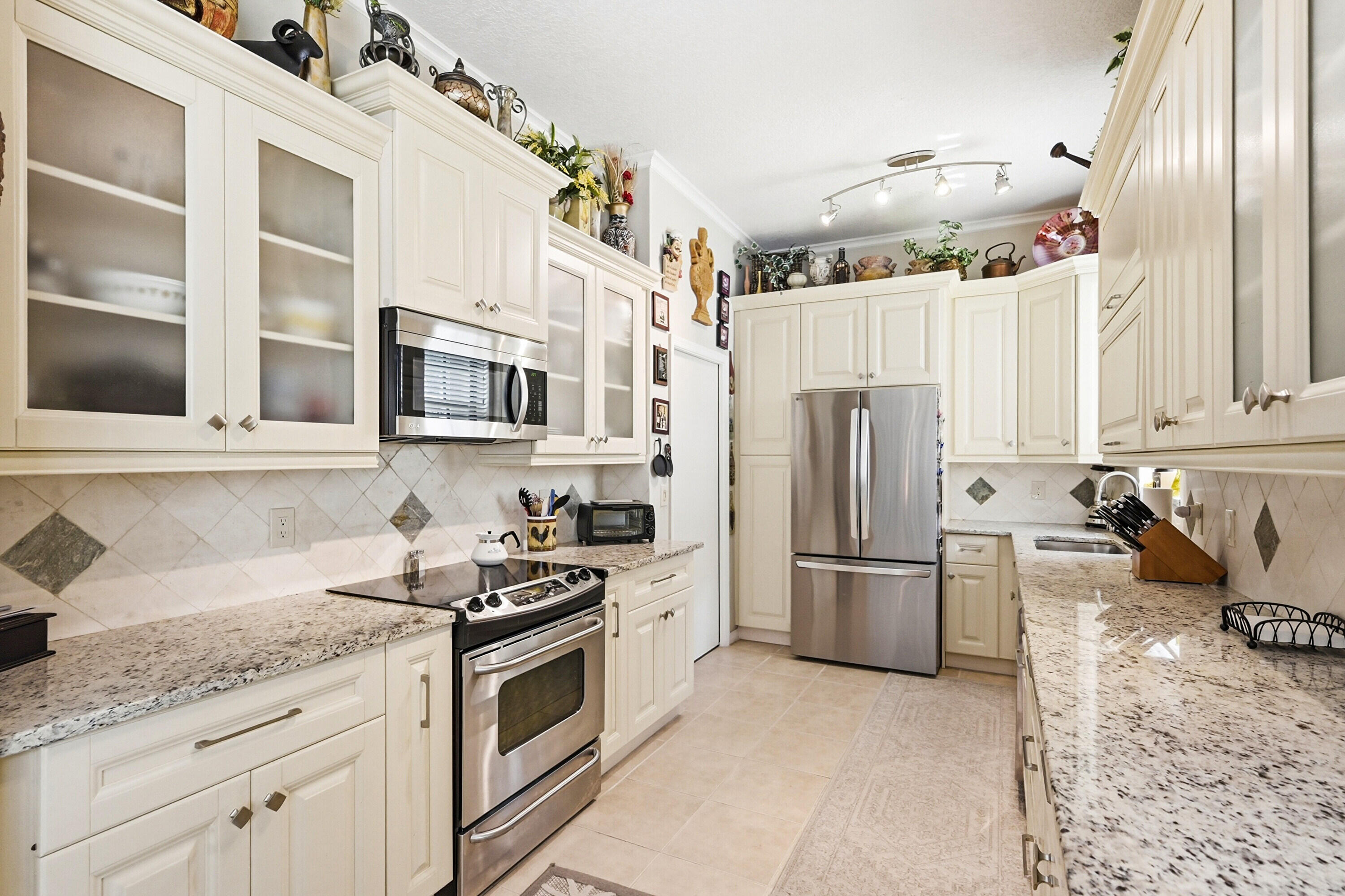 262 Sherwood Forest Drive