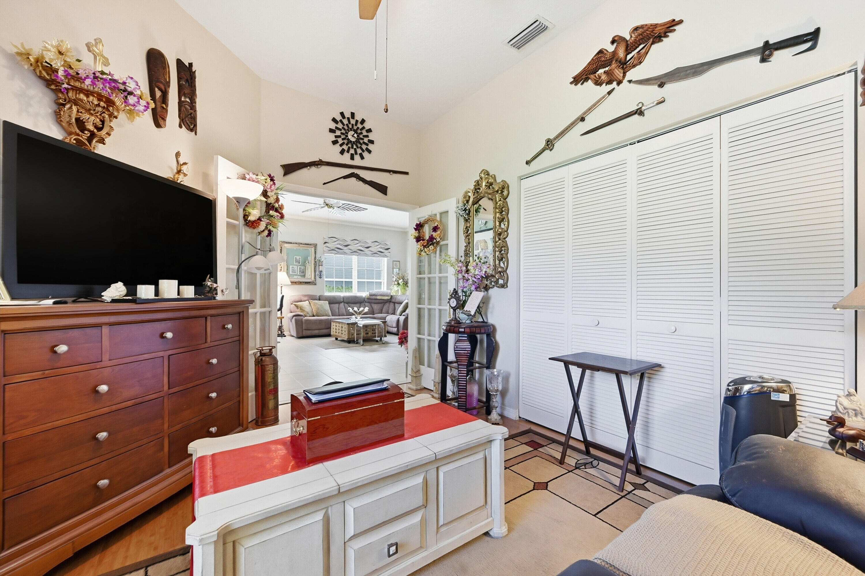 SHERWOOD FOREST - Residential