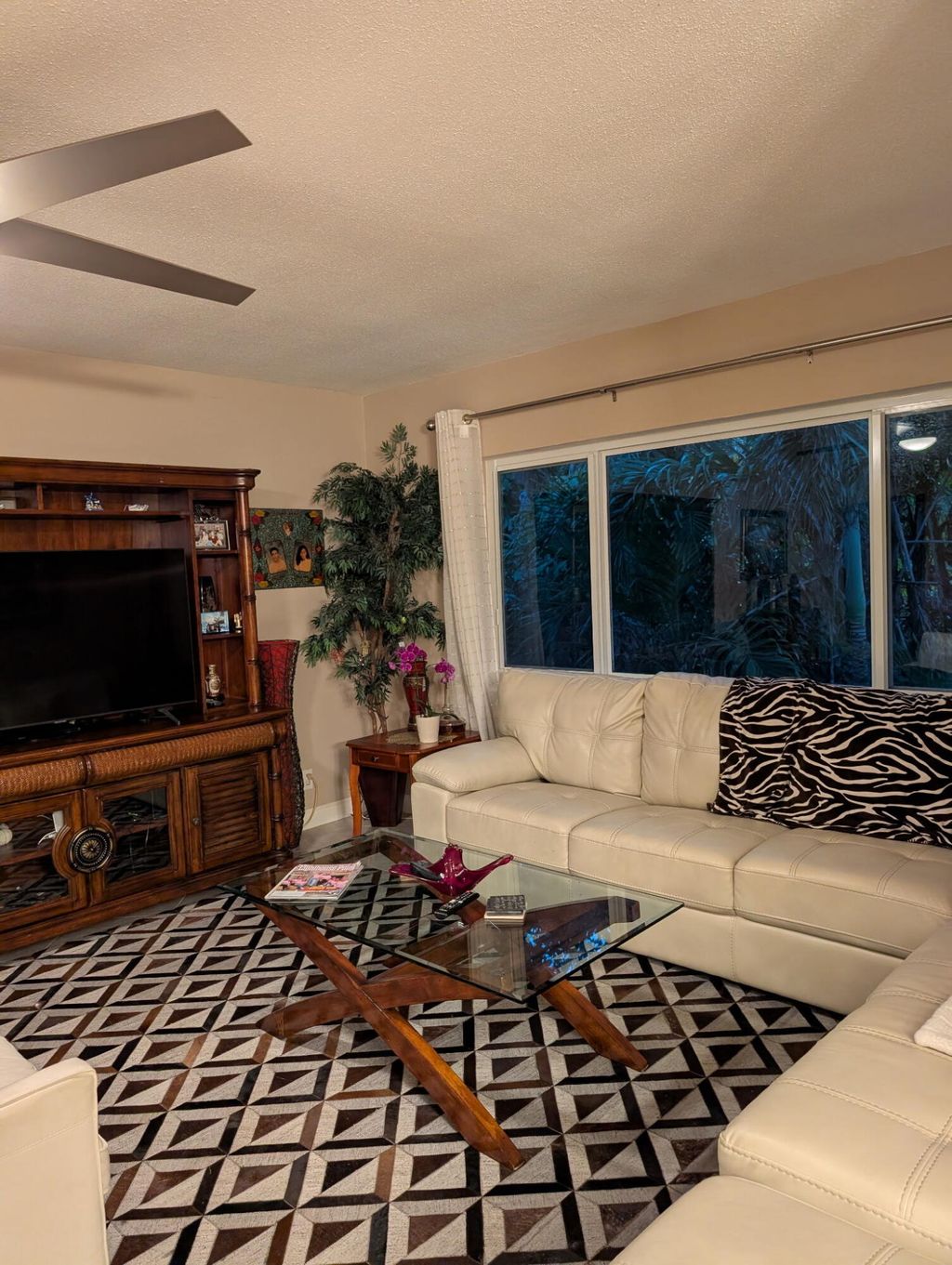 Photo of 2734 NE 27th Court #21, Lighthouse Point, FL 33064 (MLS # B26009398)