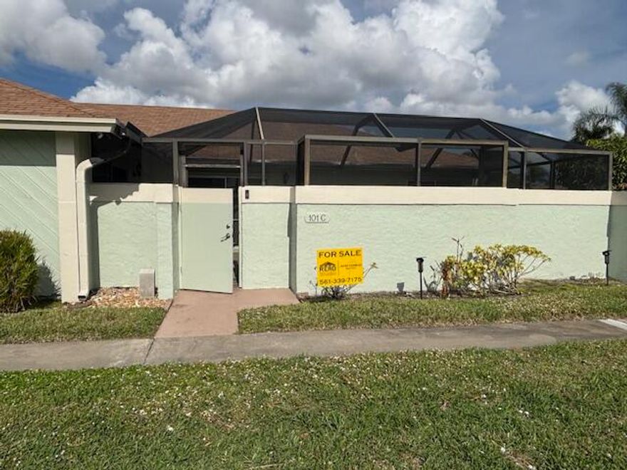 Freshly painted 2BR , 2Ba townhouse with a Large screened in Courtyard. This unit is conveniently located in Jupiter with easy access to I-95 and the Turnpike. The Golf Club of Jupiter is across the street and the beaches , restaurants, shopping and great schools are all nearby. This is a highly desirable community in Jupiter.