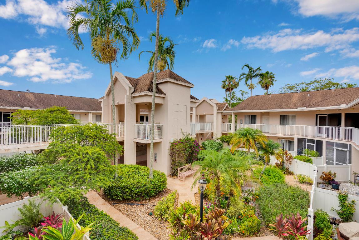 TRENT CONDOMINIUM - Residential