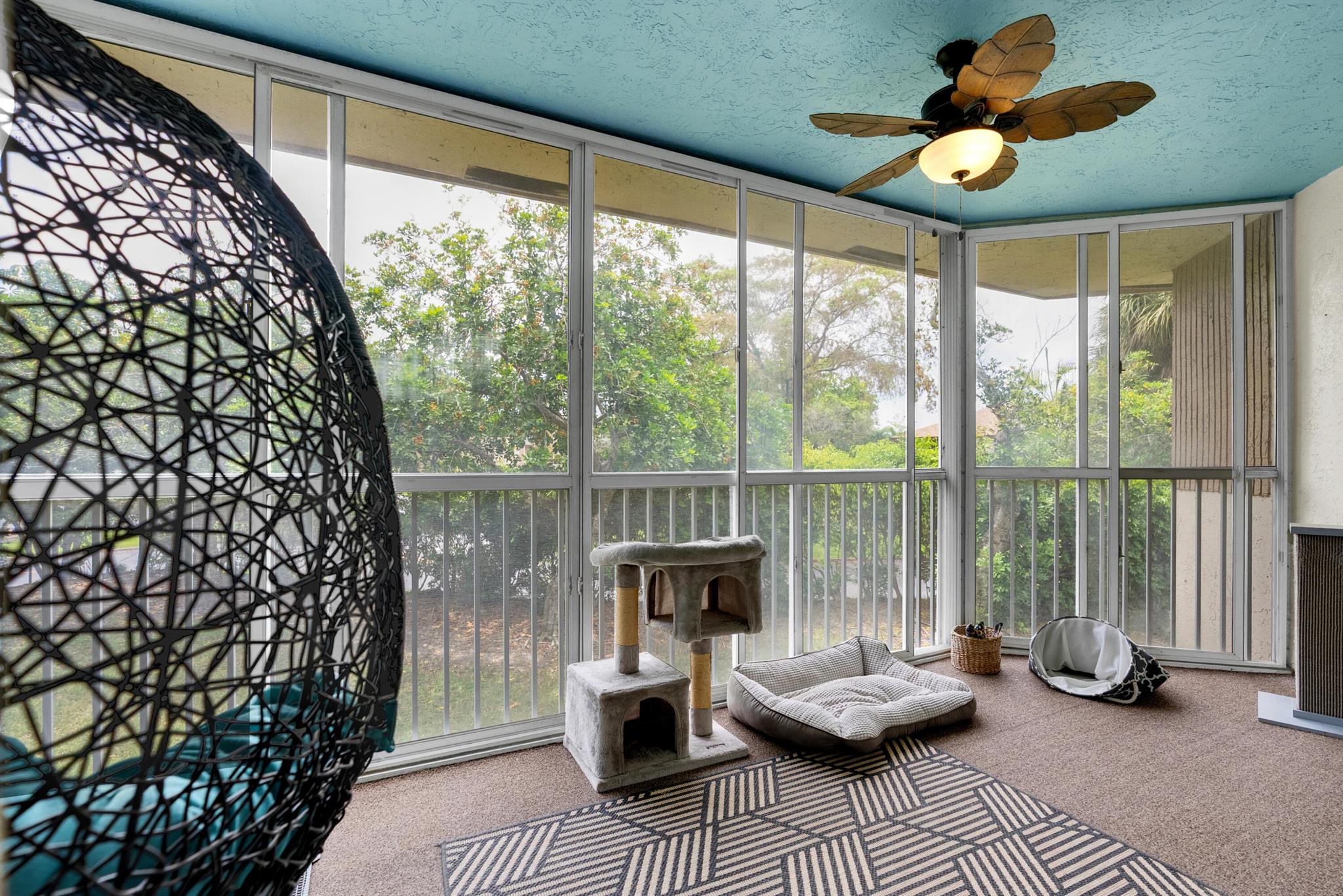 TRENT CONDOMINIUM - Residential
