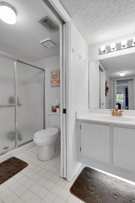 TRENT CONDOMINIUM - Residential