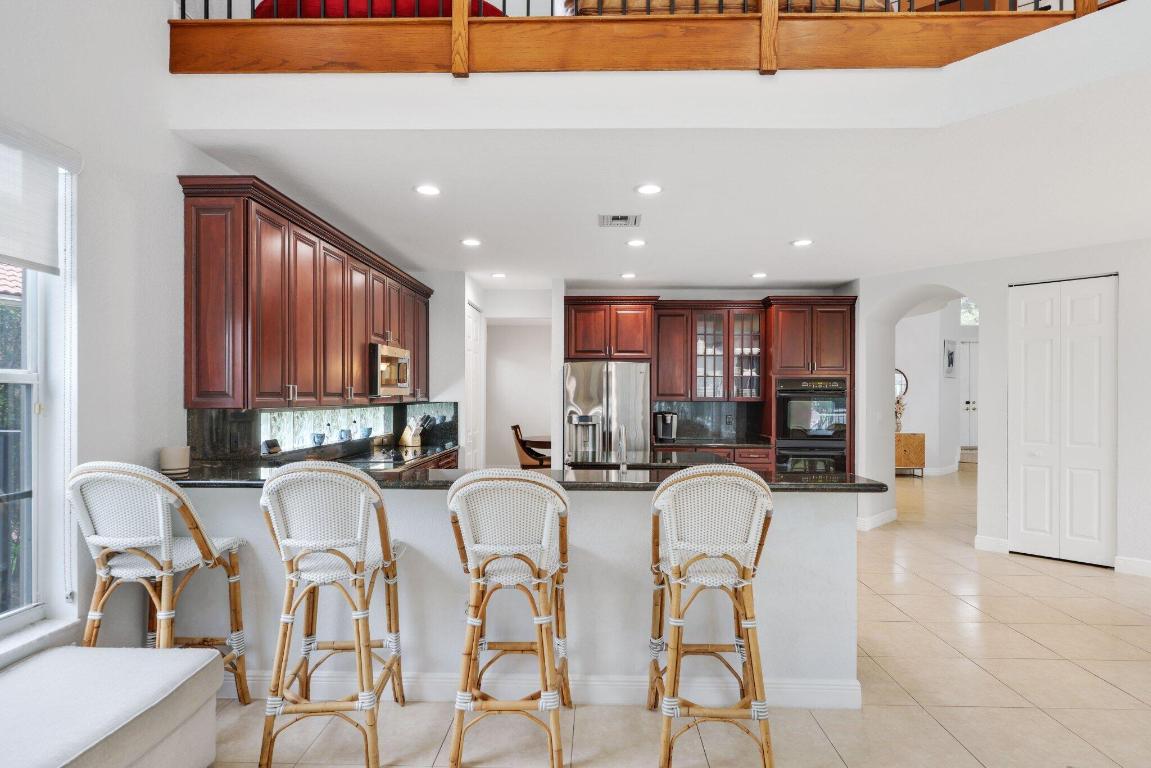 SATURNIA - Residential