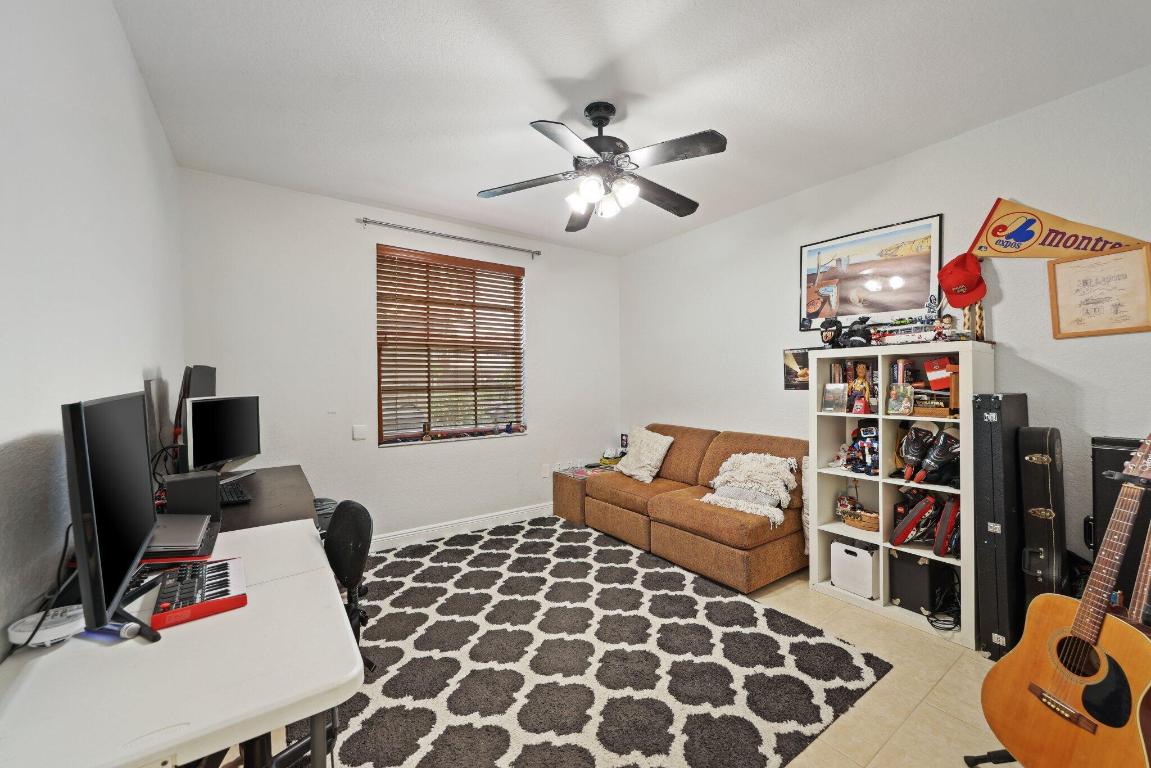 SATURNIA - Residential