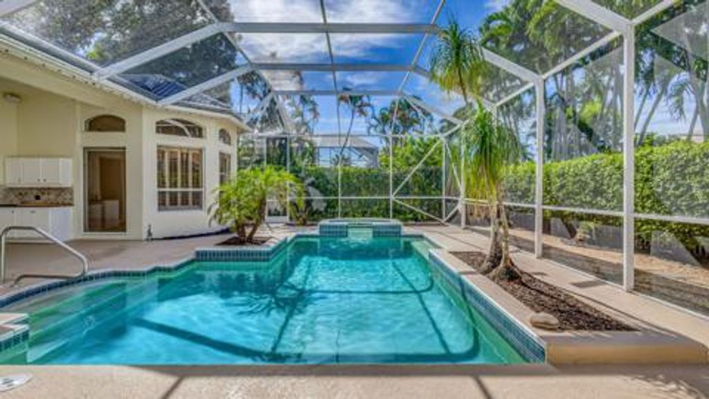 Photo of 18956 SE Coral Reef Lane, Jupiter, FL 33458 (MLS # R10921465)