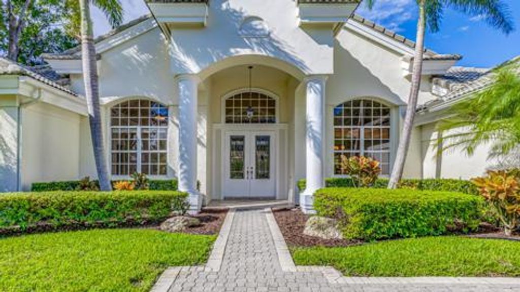 Photo of 18956 SE Coral Reef Lane, Jupiter, FL 33458 (MLS # R10921465)