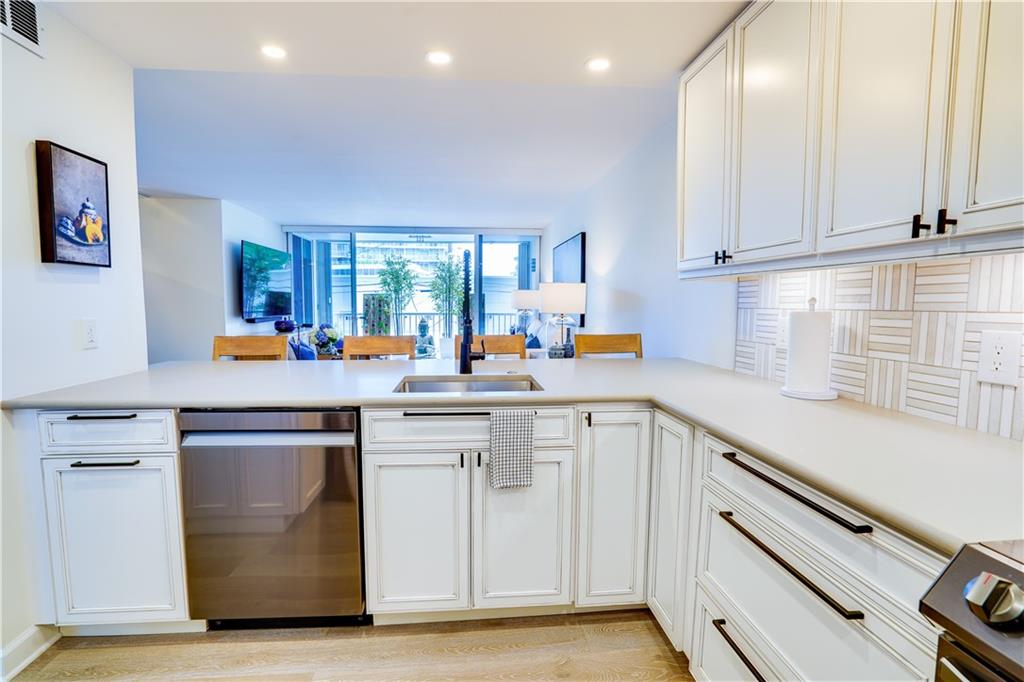 White Egret - Residential