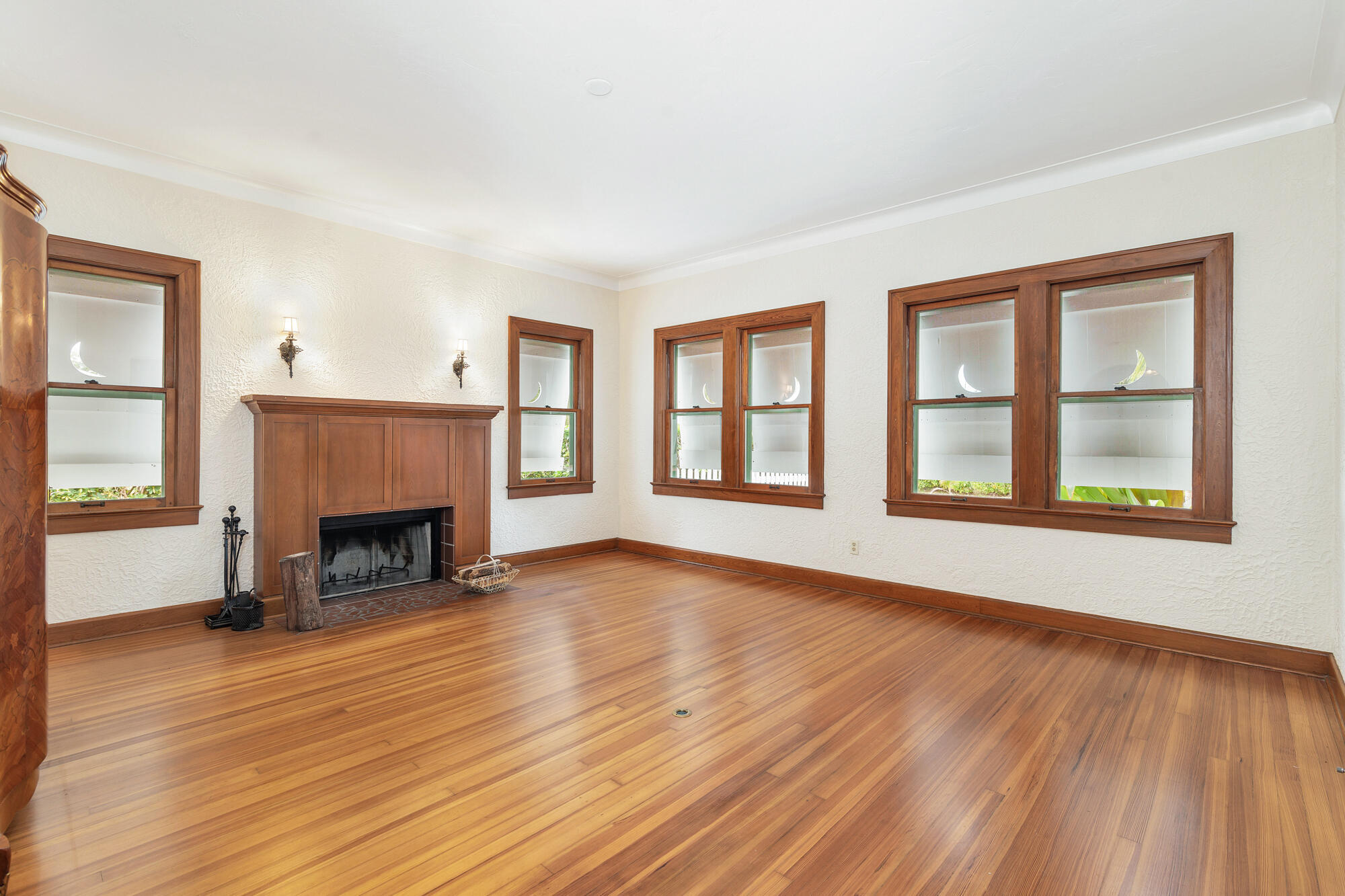800 Kanuga Drive