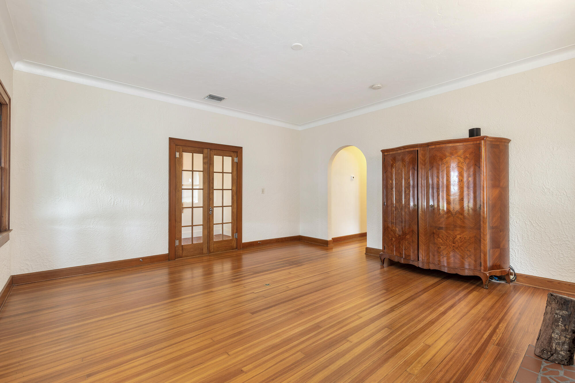 800 Kanuga Drive